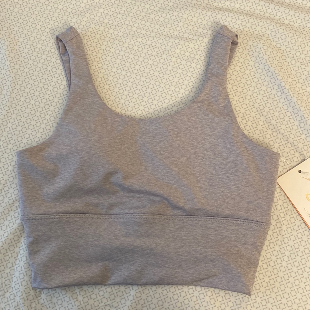 SPORTS BRA